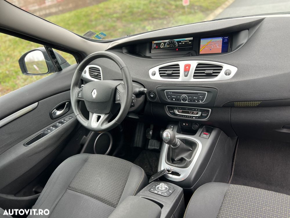 Renault Scenic TCe 130 Dynamique - 9