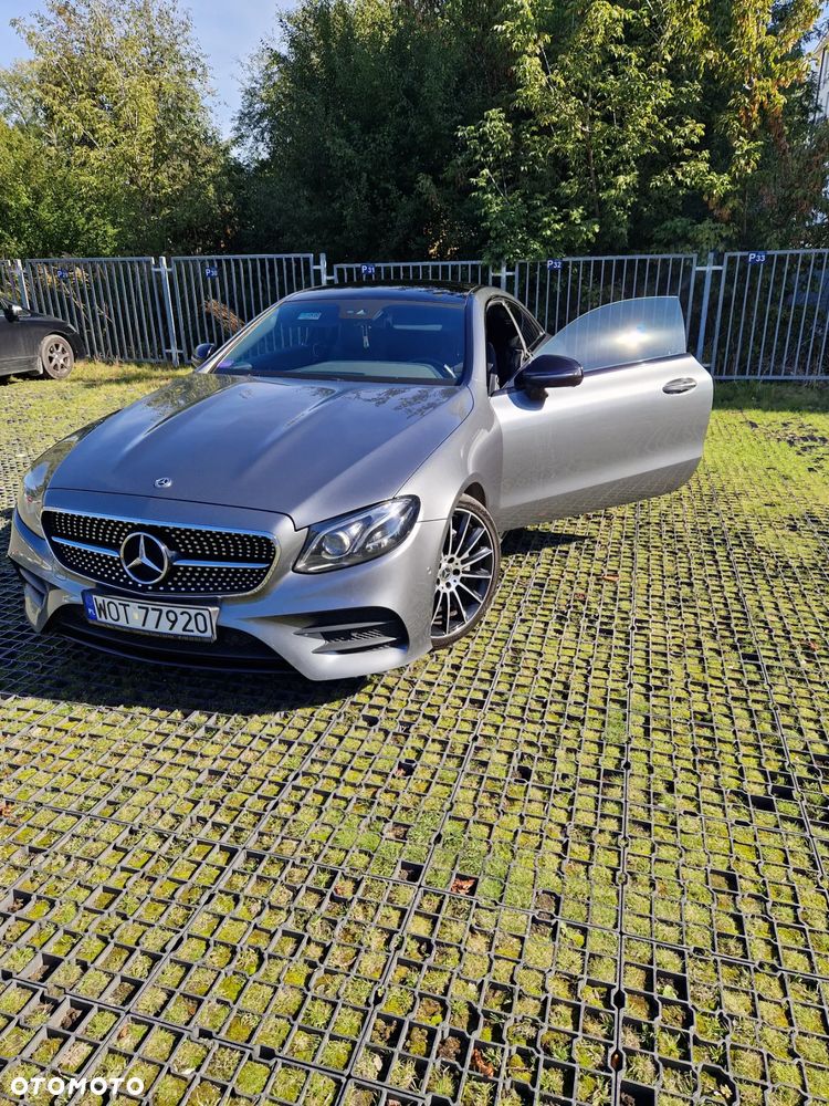 Mercedes-Benz Klasa E 200 Coupe 9G-TRONIC - 26