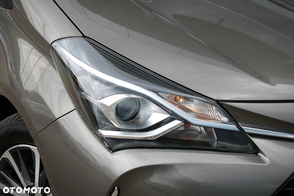 Toyota Yaris 1.5 20th Anniversary - 12