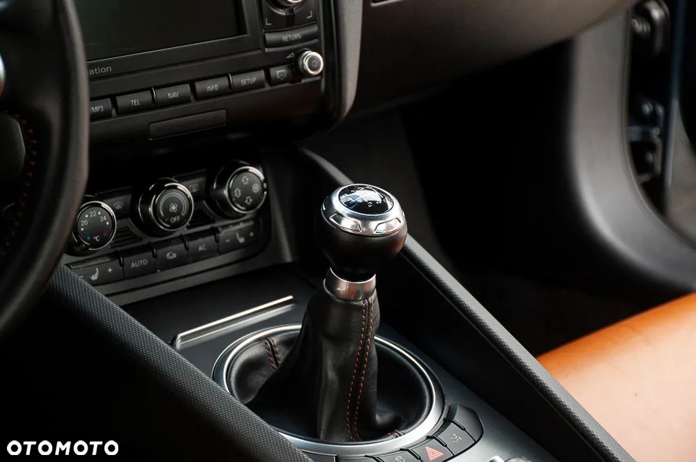 Audi TT Coupé 2.0 TDI quattro - 33
