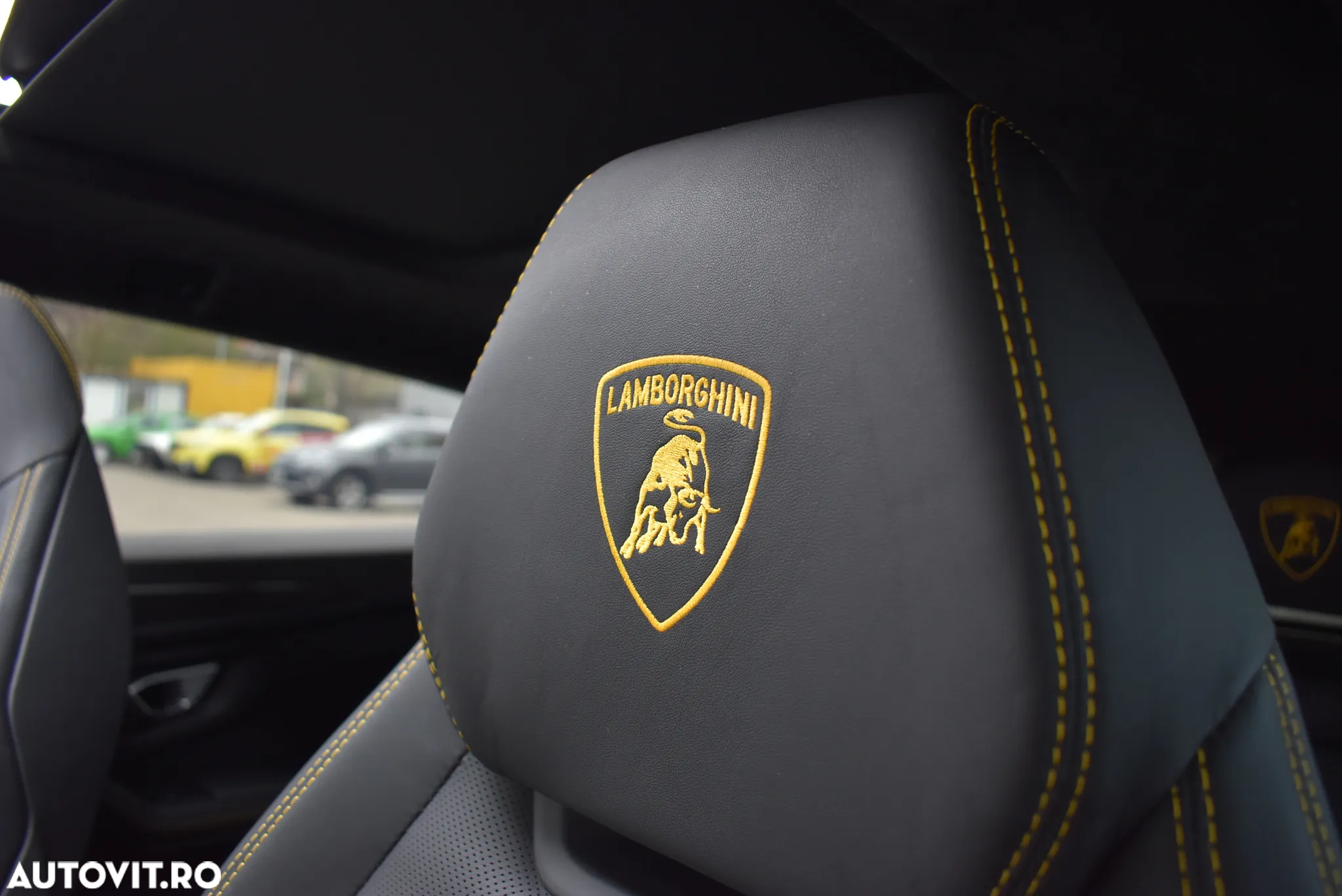 Lamborghini URUS - 29