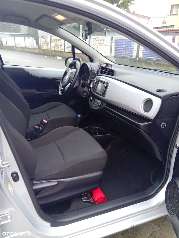 Toyota Yaris - 6