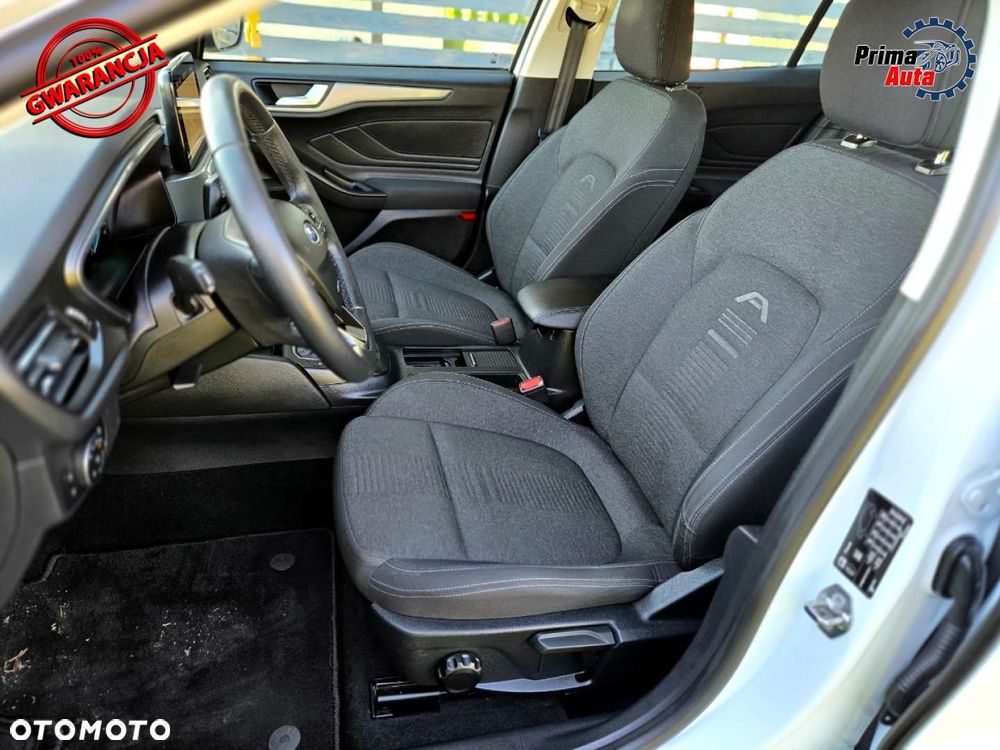 Ford Focus - 24