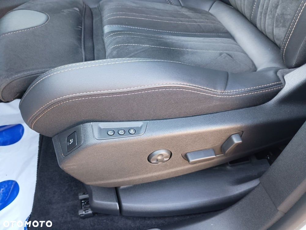Peugeot 5008 - 19