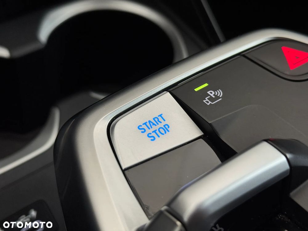 BMW iX1 eDrive20 66.5kWh M Sport Edition - 21