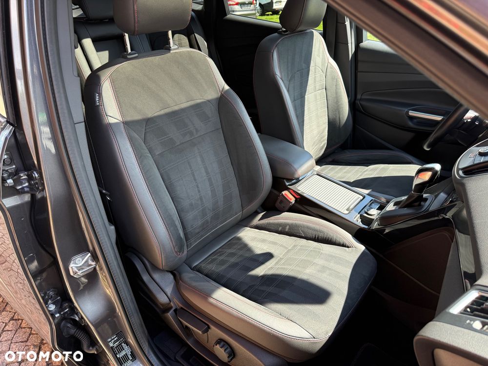 Ford Kuga 2.0 TDCi AWD ST-Line Black - 21