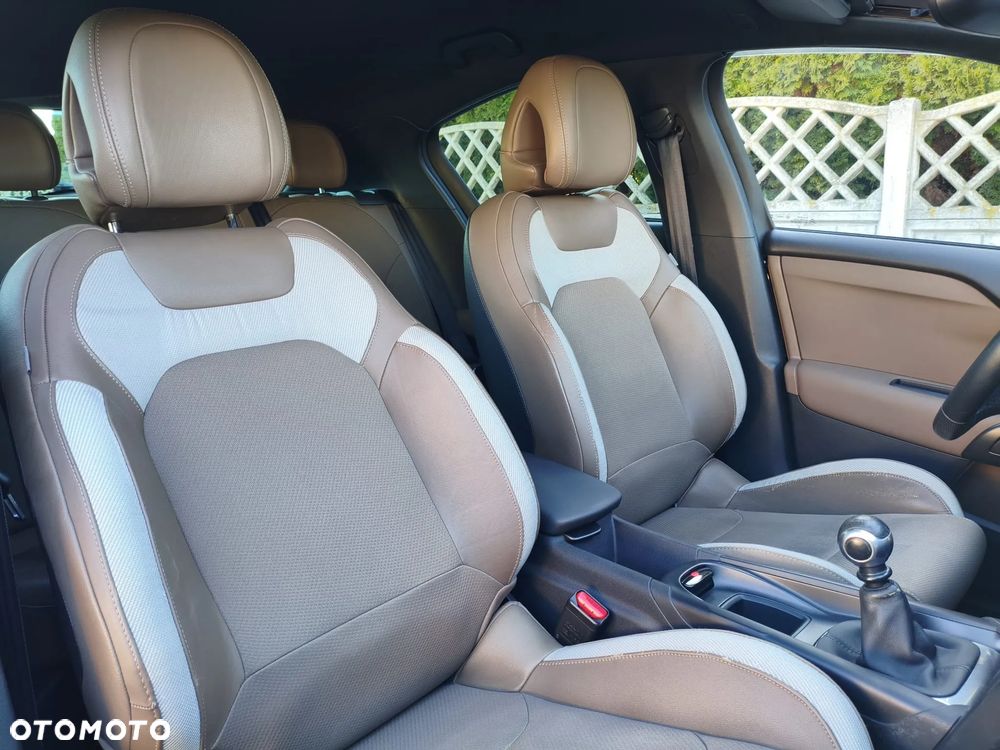 Citroën DS4 2.0 BlueHDi SoChic S&S - 19