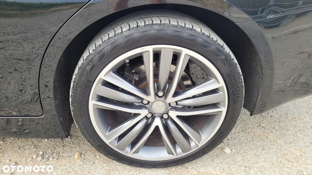 Infiniti Q50 2.2d Sport Sound Studio by Bose - 20