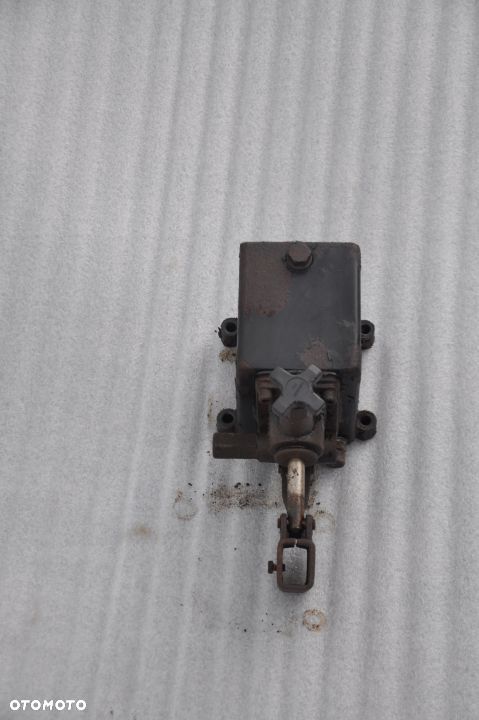 POMPA WYWROTU KABINY TEREX TA25 TA27 170101/ 170100 - 4
