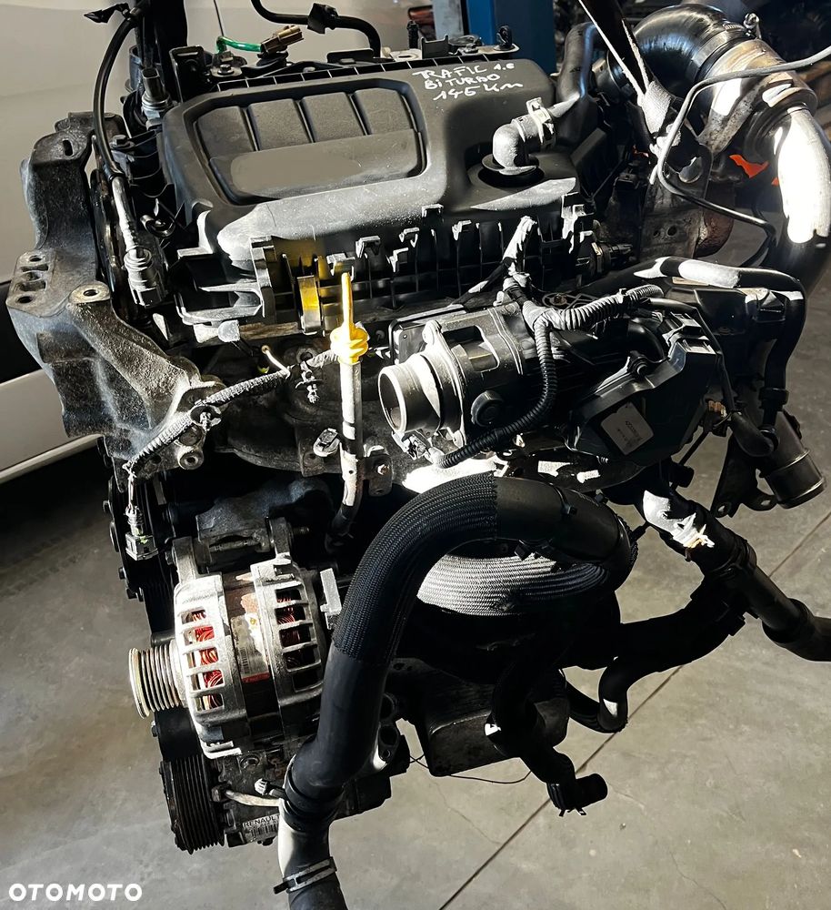 Silnik Vivaro Trafic 1.6 dCi R9M 450  15r E6 kompletny - 2