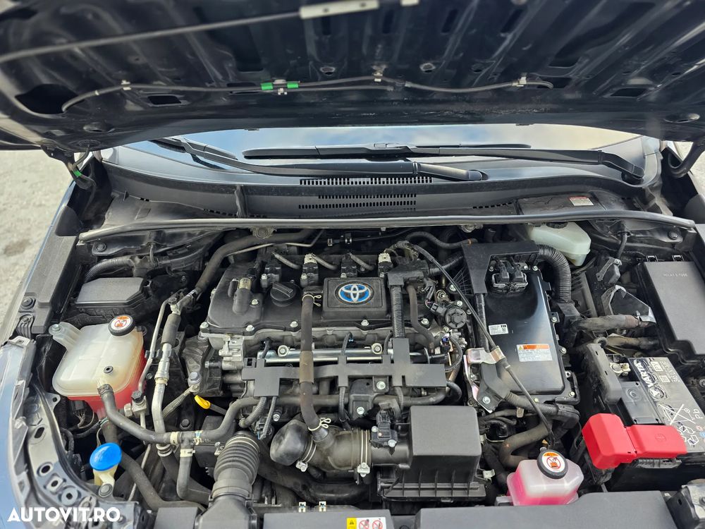 Toyota Corolla 1.8 Hybrid Comfort - 18