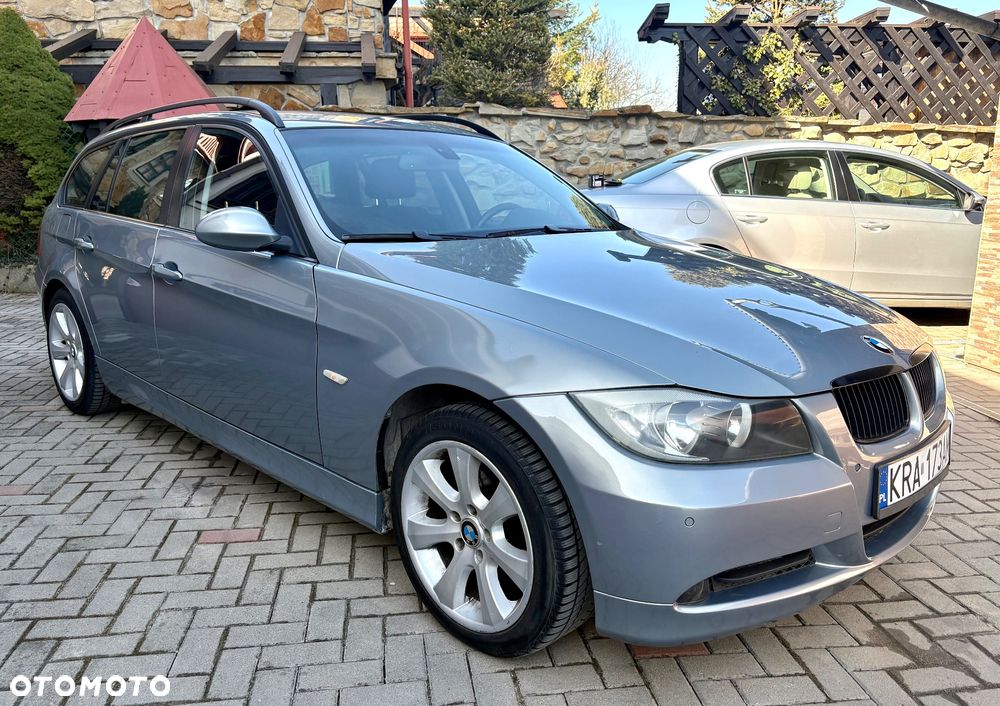 BMW Seria 3 320d DPF - 1