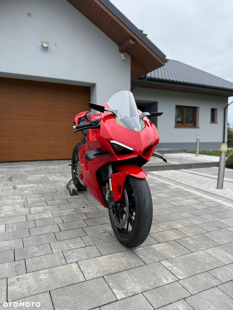 Ducati Panigale V4 - 2