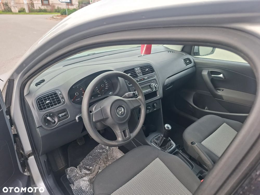 Volkswagen Polo - 9