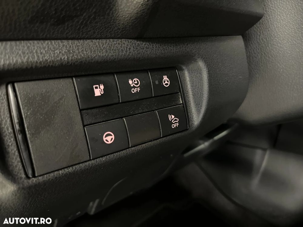Nissan LEAF Standard - 25