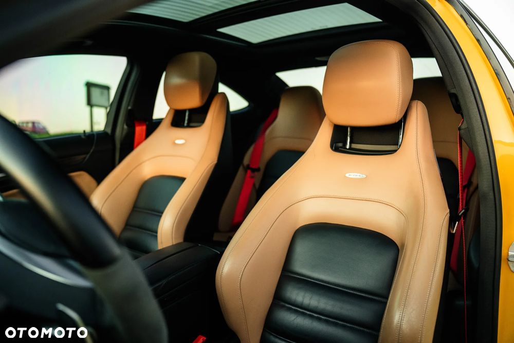 Mercedes-Benz Klasa C 63 AMG - 34