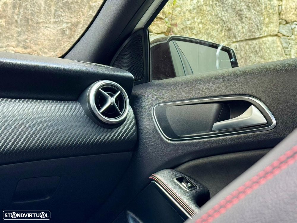 Mercedes-Benz A 180 d AMG Line Aut. - 45