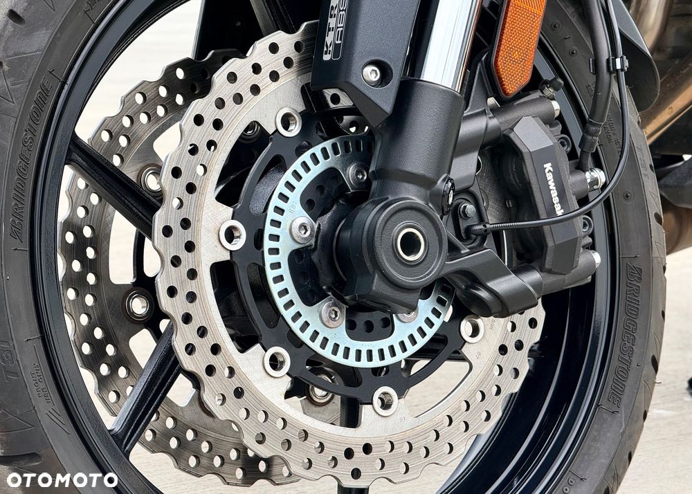 Kawasaki Versys 1000 - 11