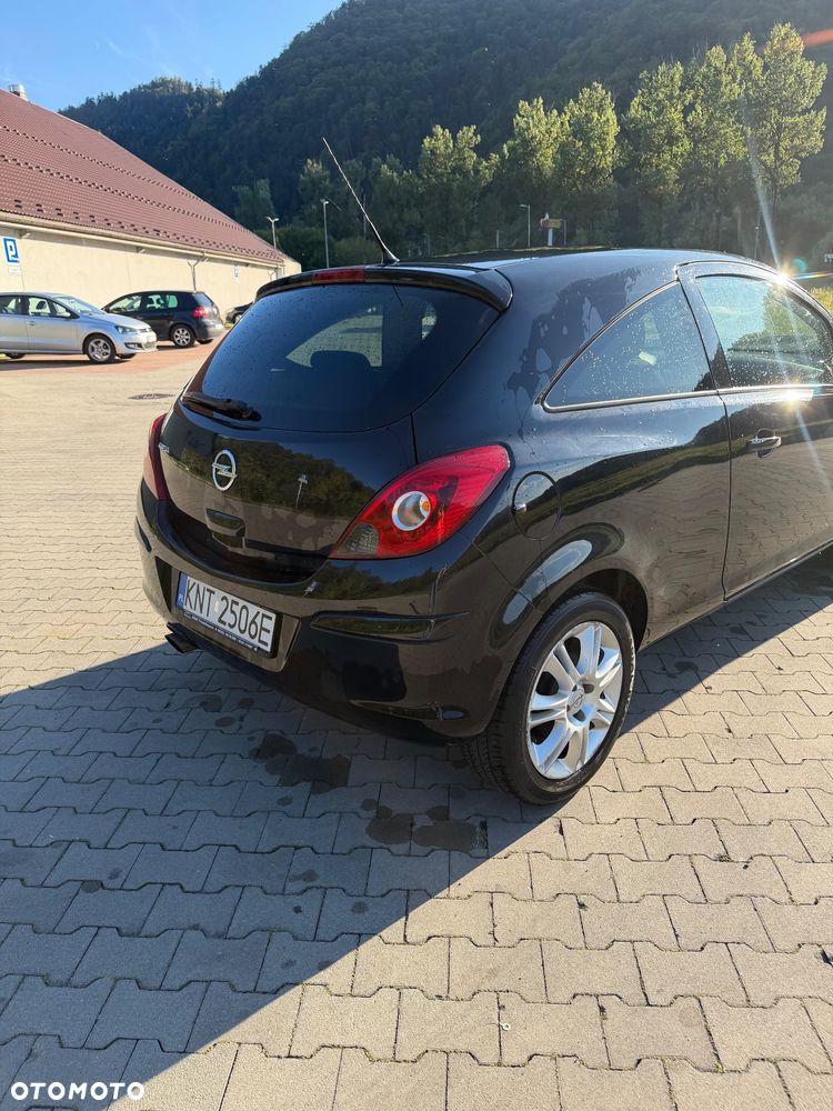 Opel Corsa - 22