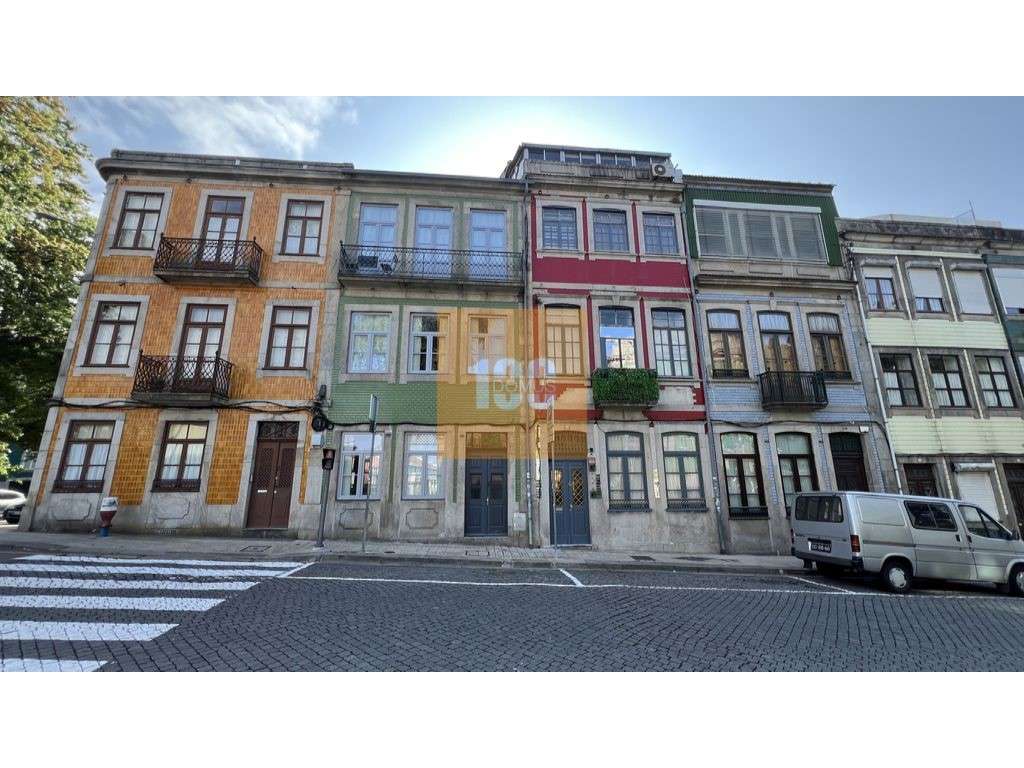 Prédio Burguês Reabilitado | Boutique Guest House com Licença AL At... - Grande imagem: 2/47