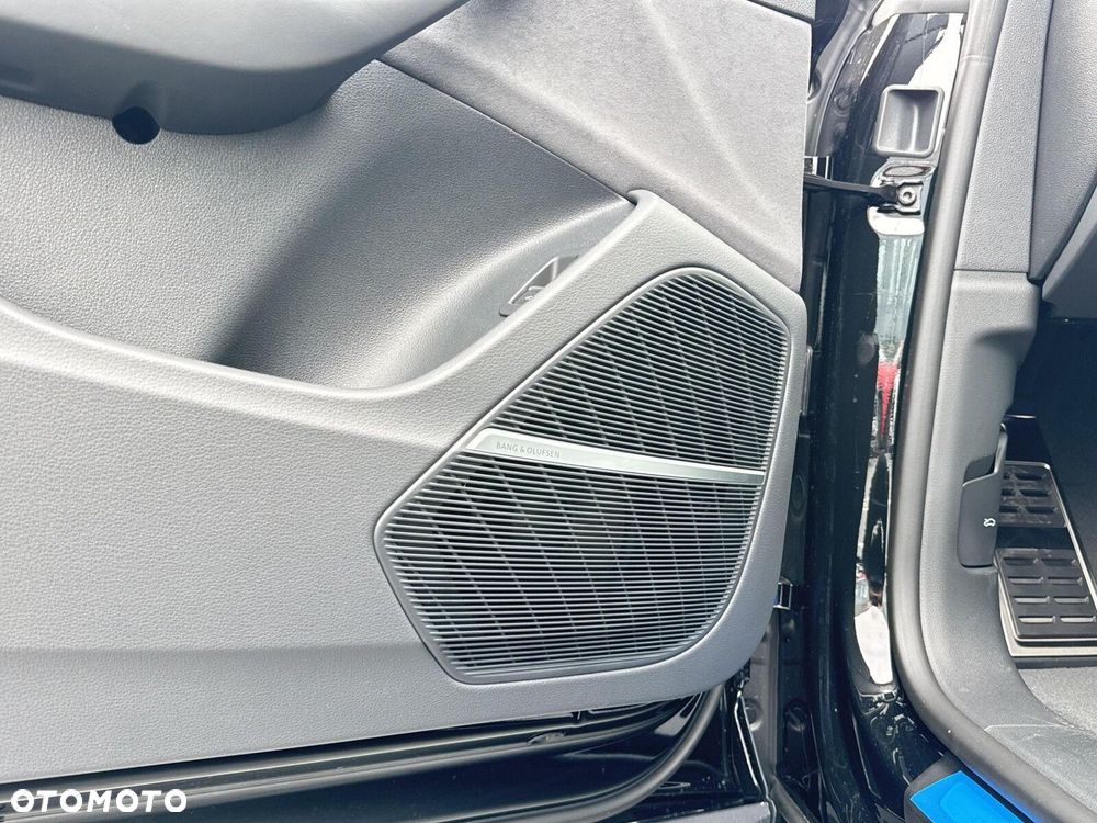 Audi RS Q8 - 21