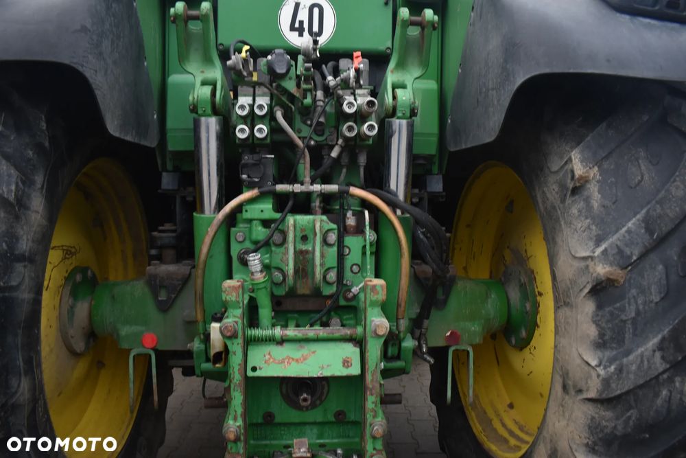 John Deere 7430 - 16