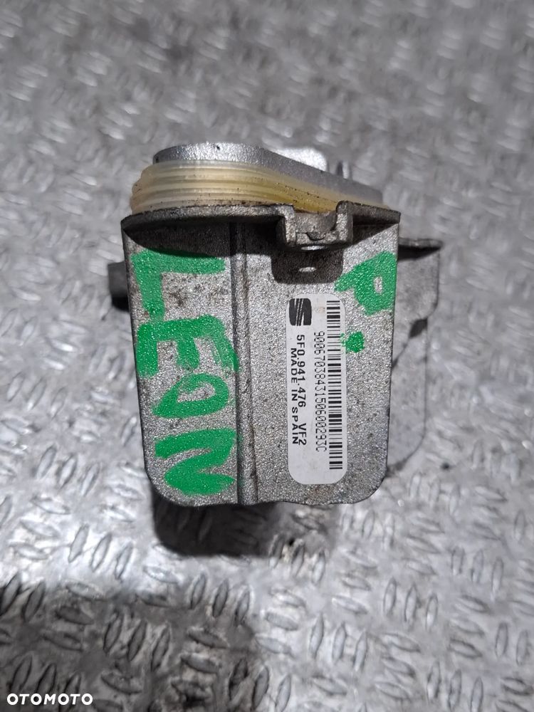 Przetwornica moduł LED Seat Leon III prawa nr 5F0941476 - 2