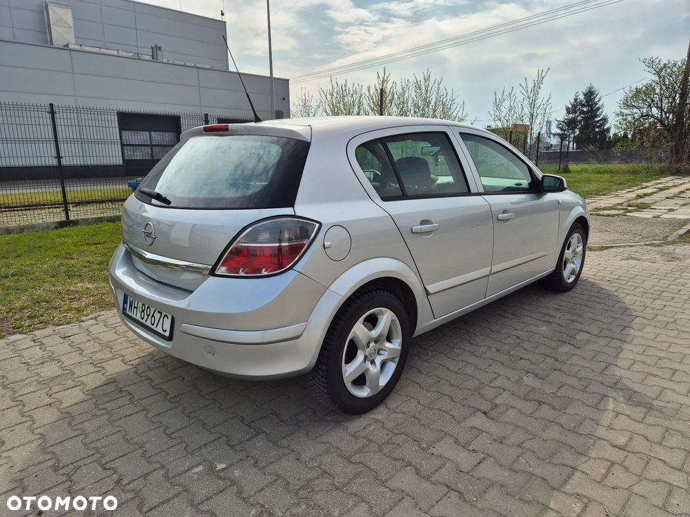 Opel Astra 1.6 Cosmo - 15