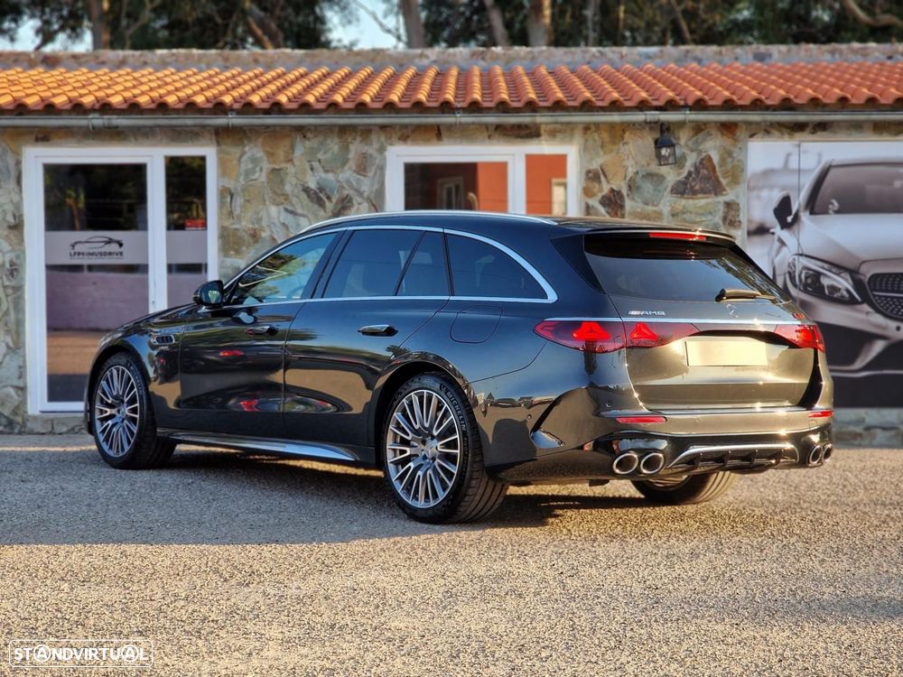 Mercedes-Benz E 53 AMG Hybrid 4Matic+ - 12