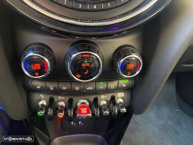 MINI 5 Portas One 60 Years Chili - 37