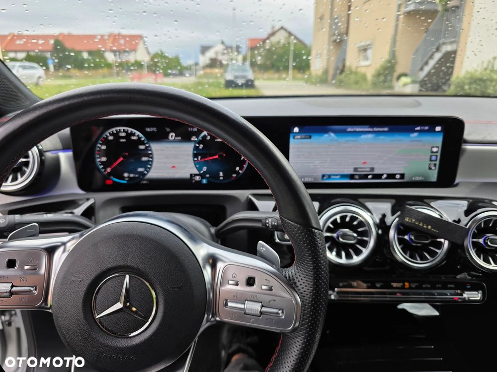 Mercedes-Benz CLA 200 7G-DCT Edition AMG Line - 11