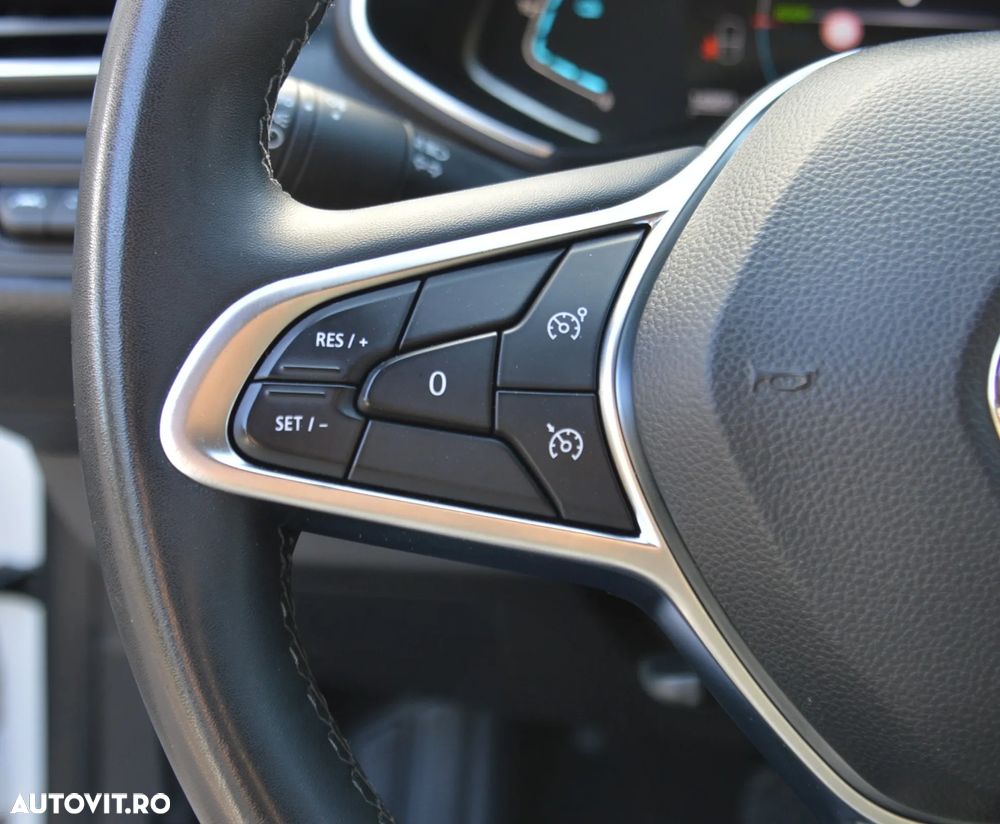 Renault Clio E-TECH Hybrid 140 BUSINESS EDITION - 30