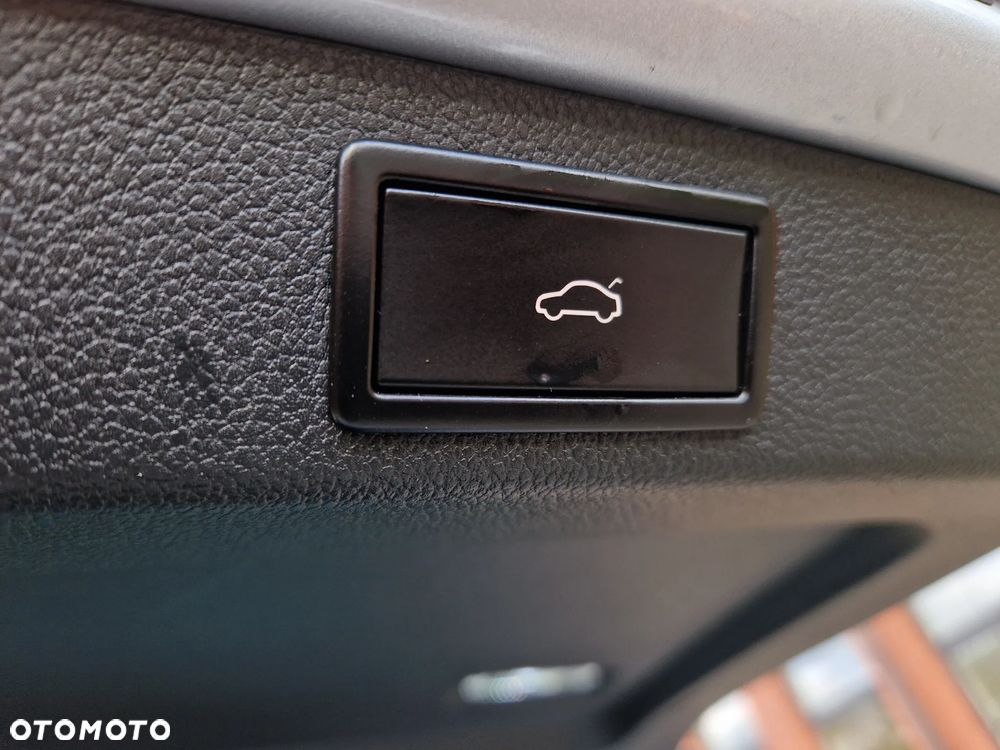 Skoda Superb 2.0 TDI DSG Style - 19