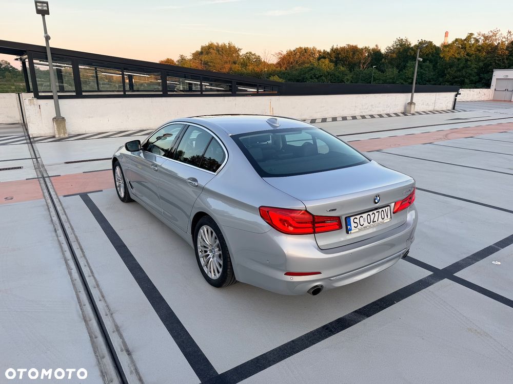 BMW Seria 5 530i xDrive Luxury Line - 5