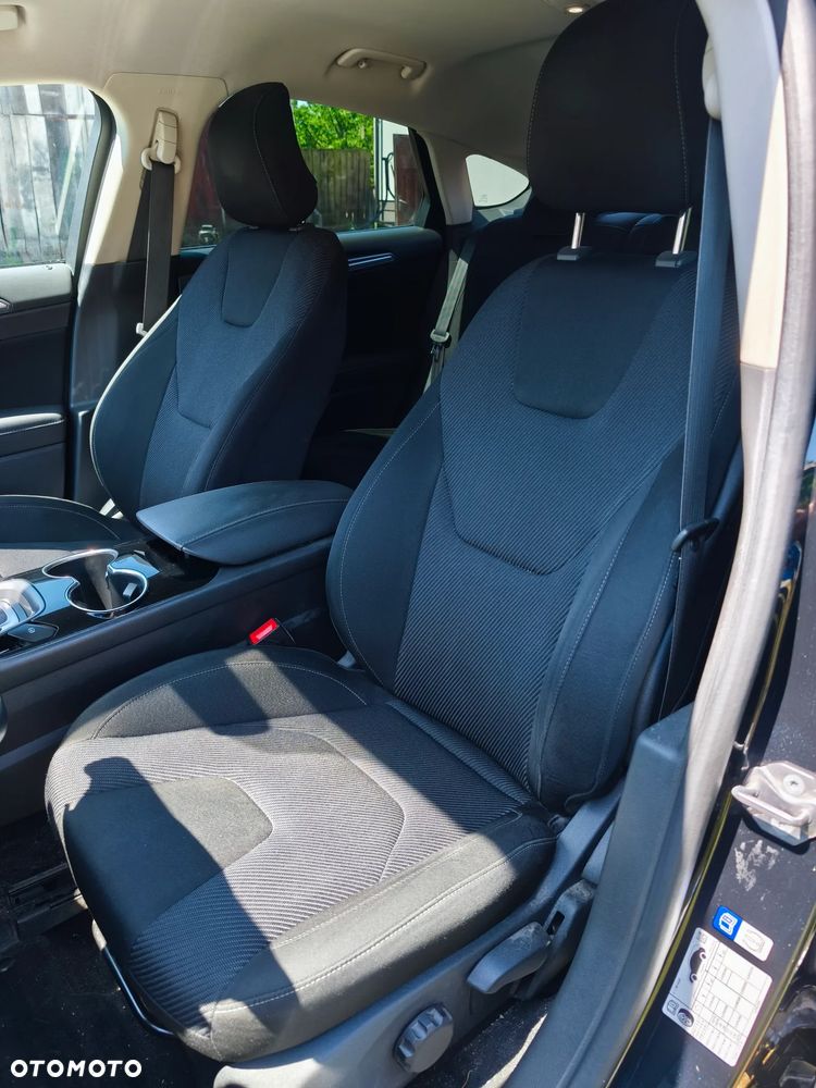 Ford Mondeo 2.0 TDCi Titanium PowerShift - 13