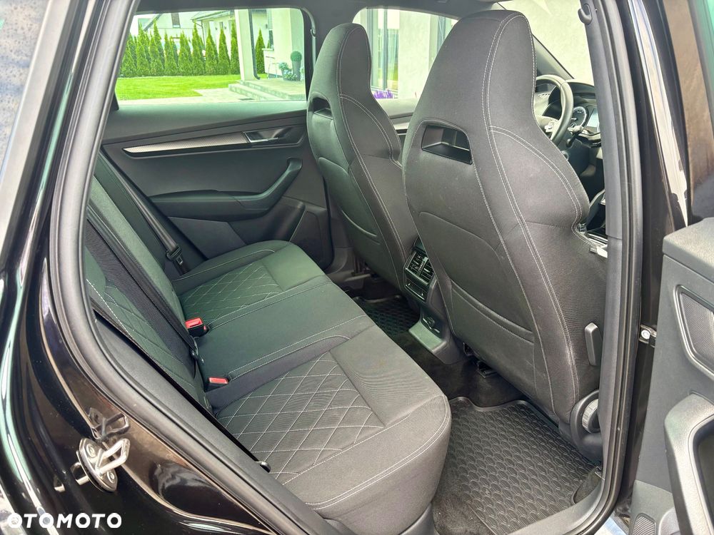 Skoda Karoq 2.0 TDI SCR Sportline - 15
