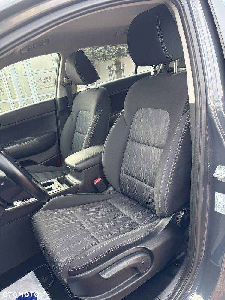 Kia Sportage - 16