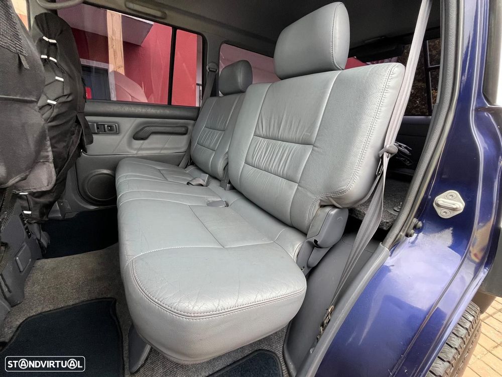 Toyota Land Cruiser 3.0 TD Pack 2 - 11
