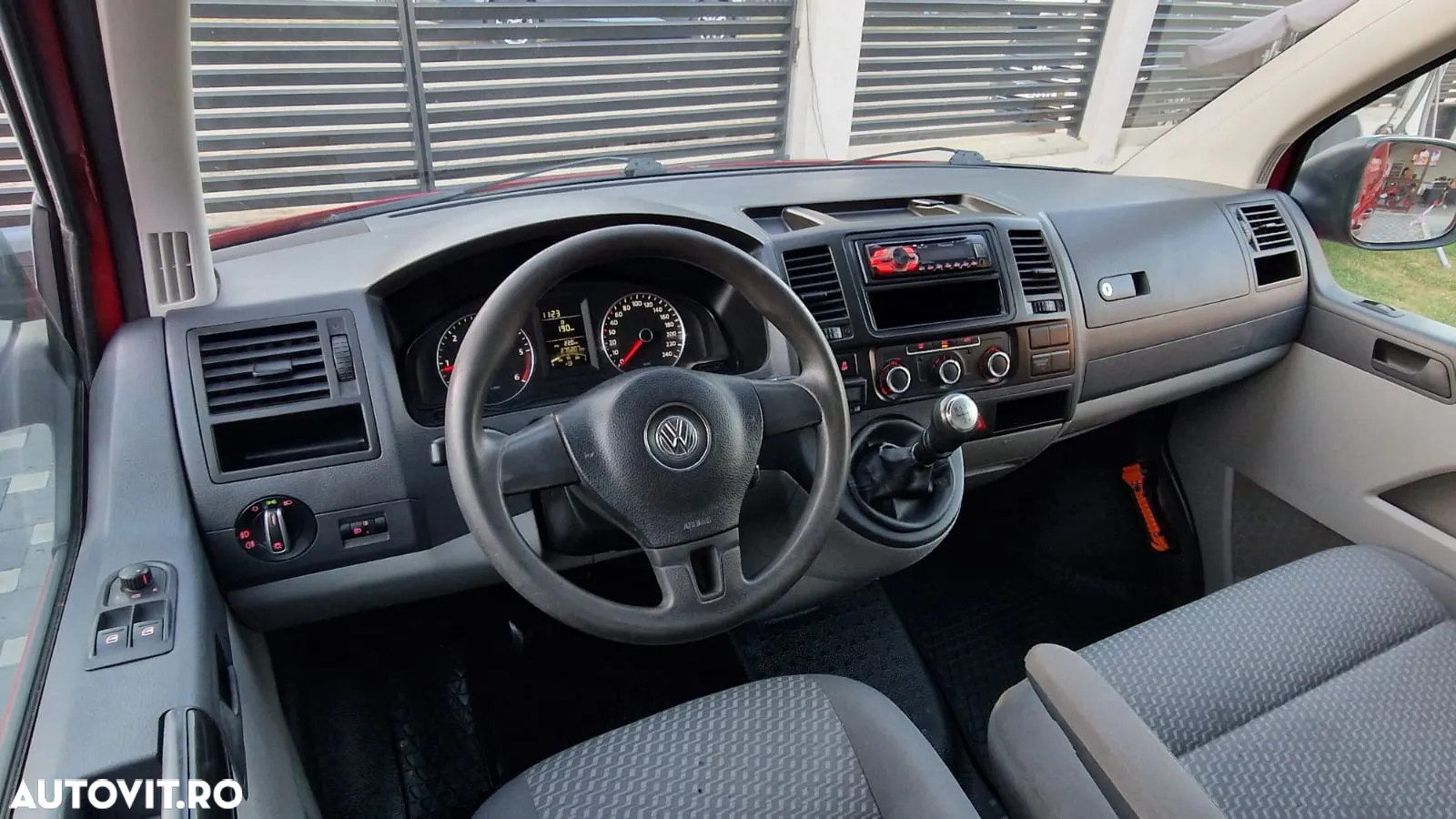 Volkswagen Transporter - 8