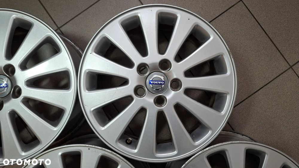 Felgi Aluminiowe 16 Volvo S40 V50 C30 5x108 ET 52.5 - 8