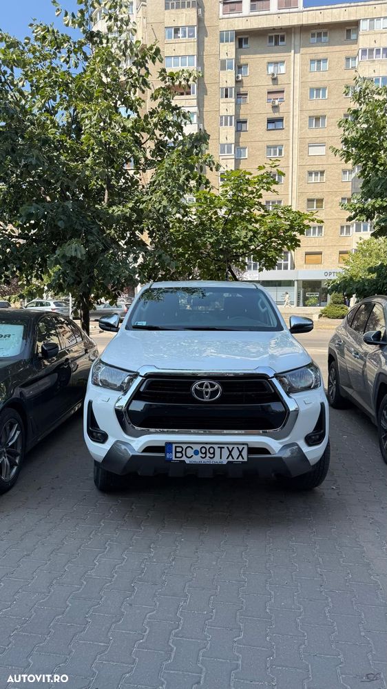 Toyota Hilux 2024 photo 3