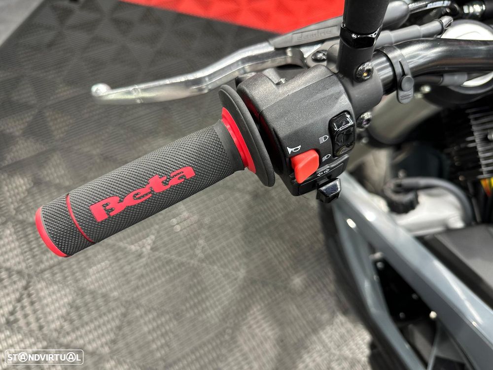 Beta RR MOTARD 4T 125 T X - 8