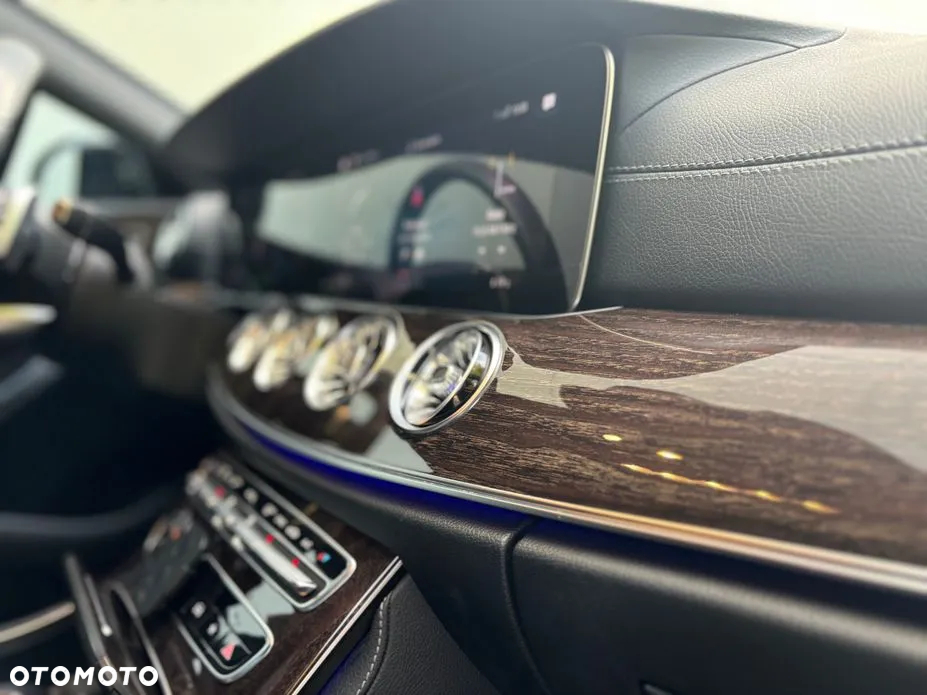 Mercedes-Benz CLS 450 4-Matic 9G-TRONIC - 17