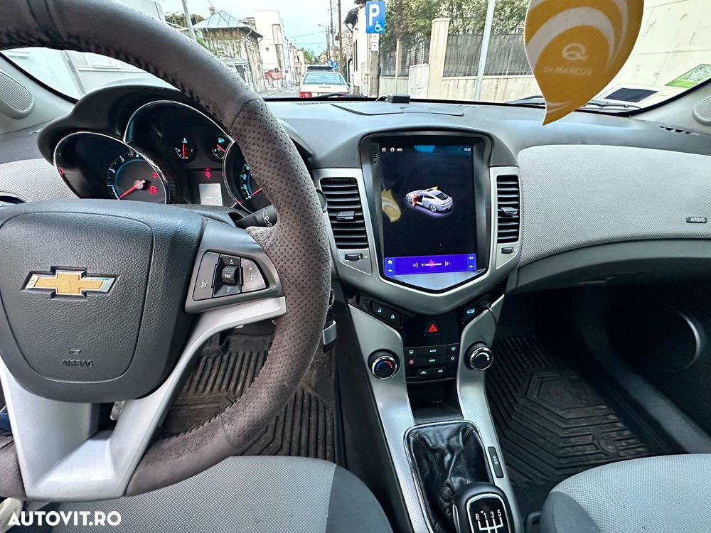 Chevrolet Cruze 1.8 DOHC LT+ - 8