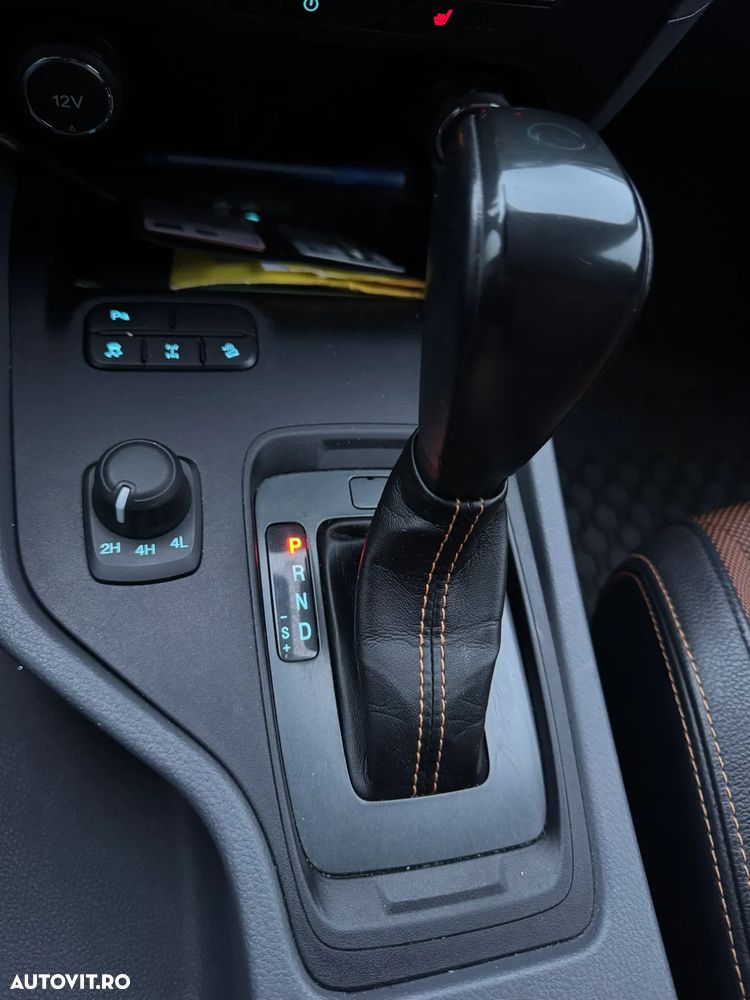 Ford Ranger 3.2 Duratorq 200 CP 4x4 Cabina Dubla Wildtrack Aut. - 21