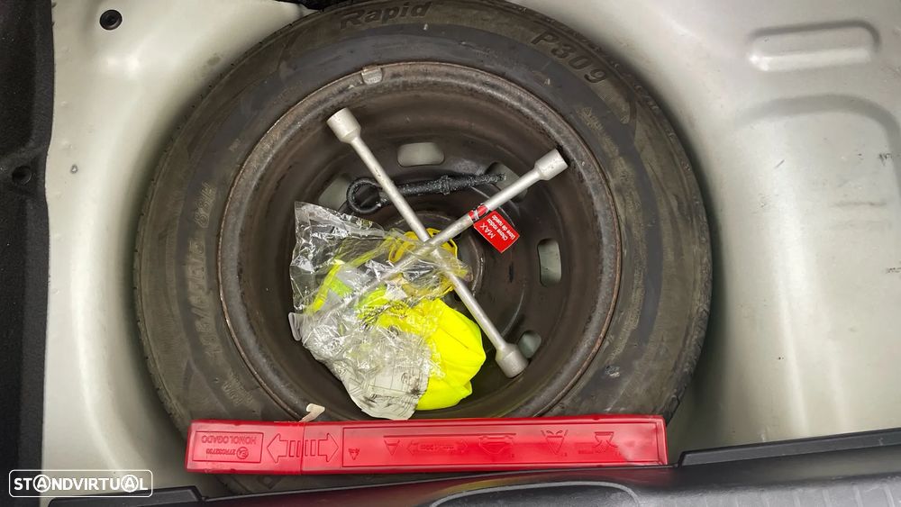 Peugeot 208 PureTech 68 Active - 13