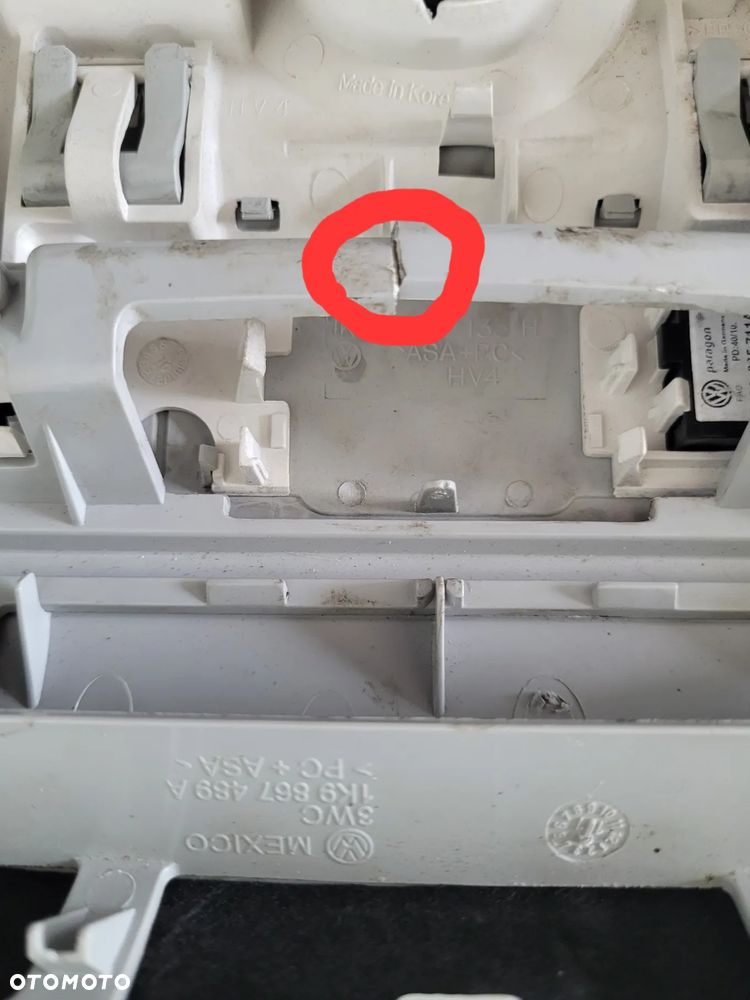 VW Golf VI Lampka Podsufitki Oświetlenie 1K9867489A - 11