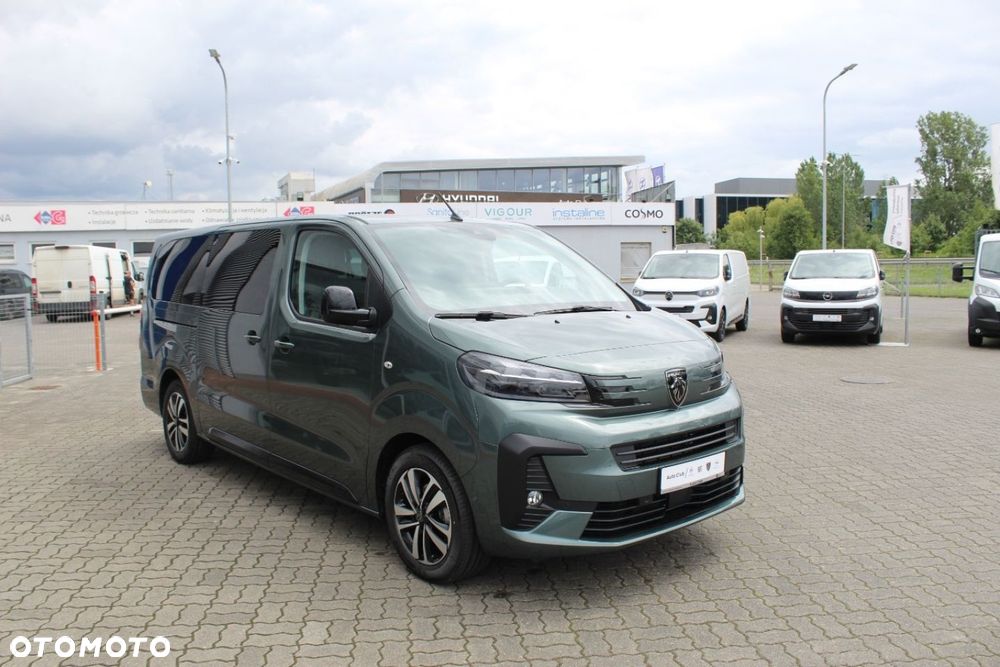 Peugeot Traveller - 4