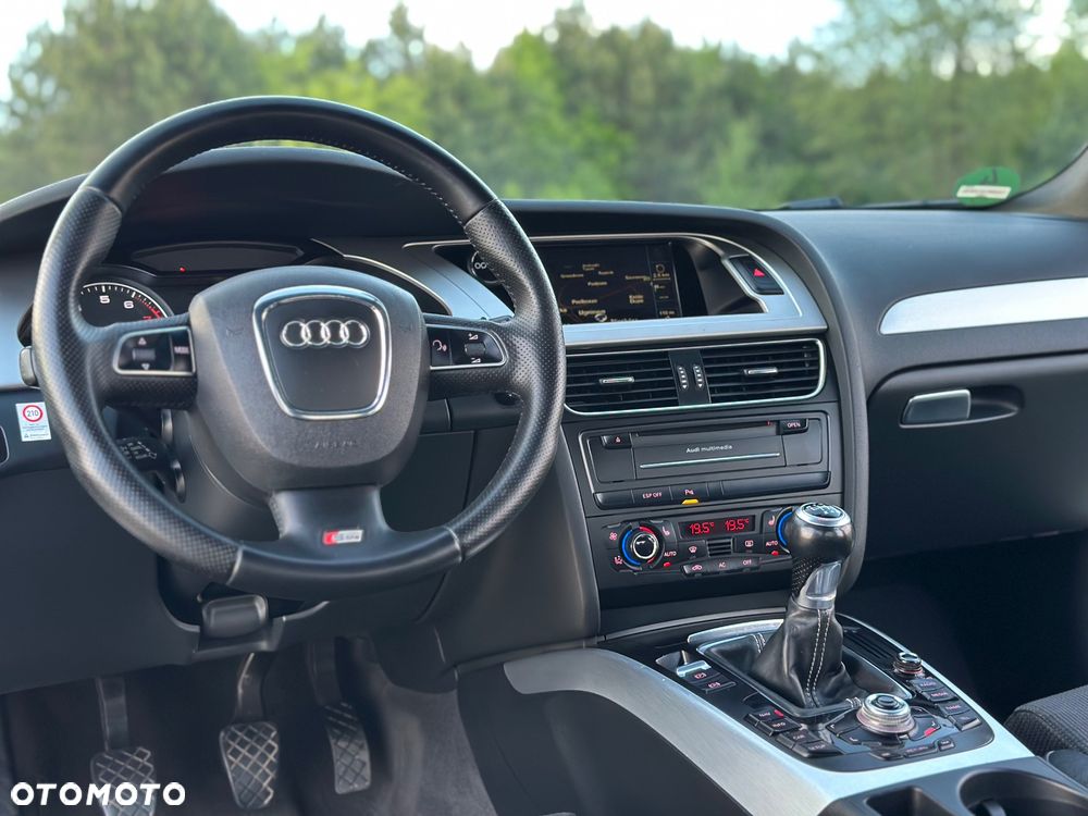 Audi A4 Avant - 27