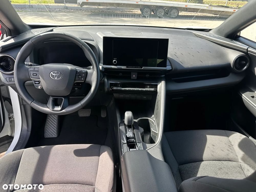 Toyota C-HR - 11